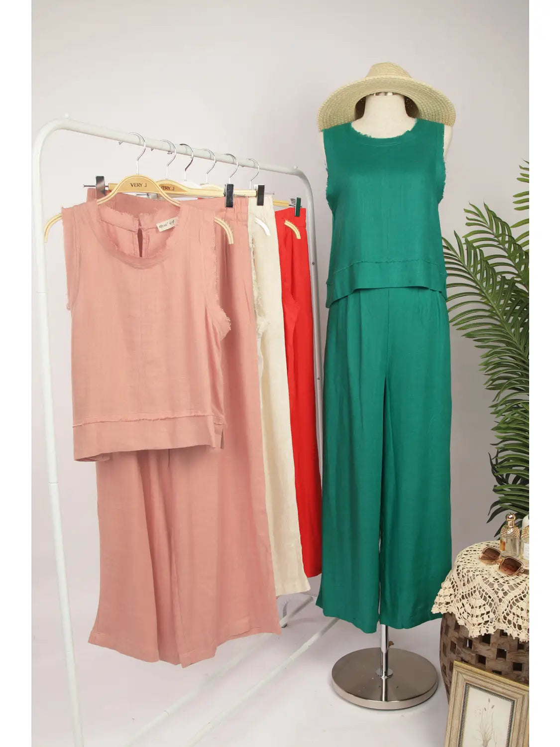 Solid Woven Linen Sleeveless Top & Pants Set-Kelly Green