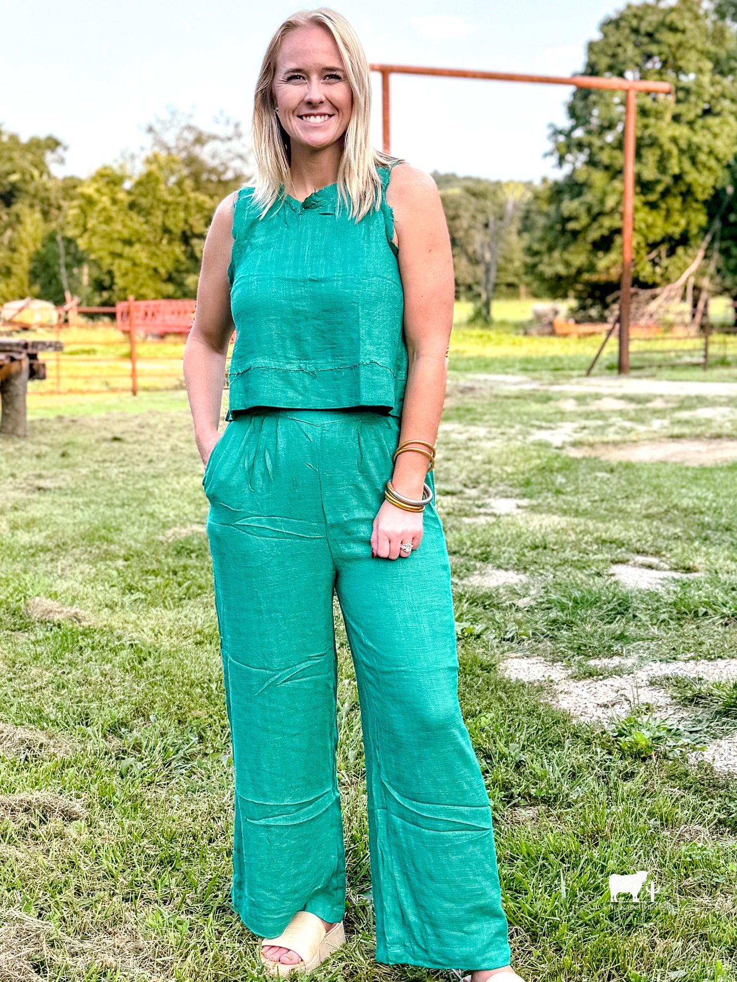 Solid Woven Linen Sleeveless Top & Pants Set-Kelly Green