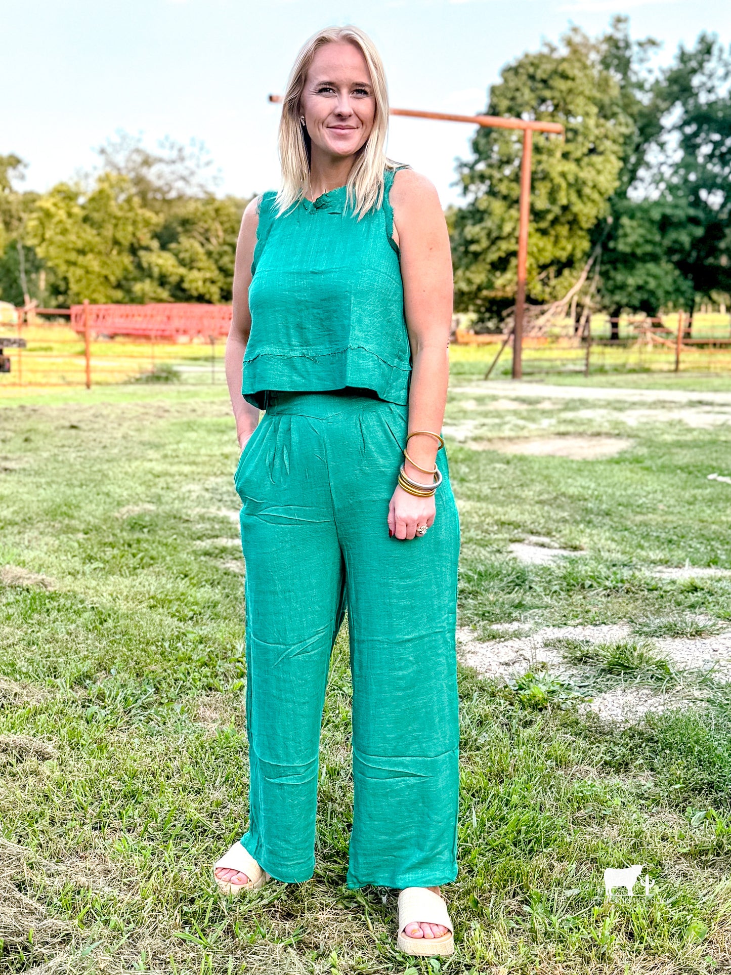 Solid Woven Linen Sleeveless Top & Pants Set-Kelly Green